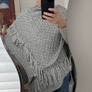 Frye Light Gray Textured Fringe Wrap